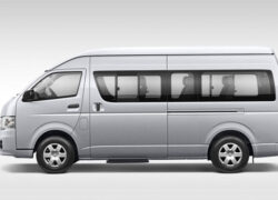 Toyota-Hiace-2012-Exterior