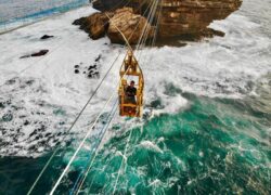 gondola pantai timang