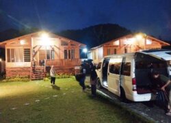 Keluarga bp alex wisata di tawangmangu dan memginap di villa indah